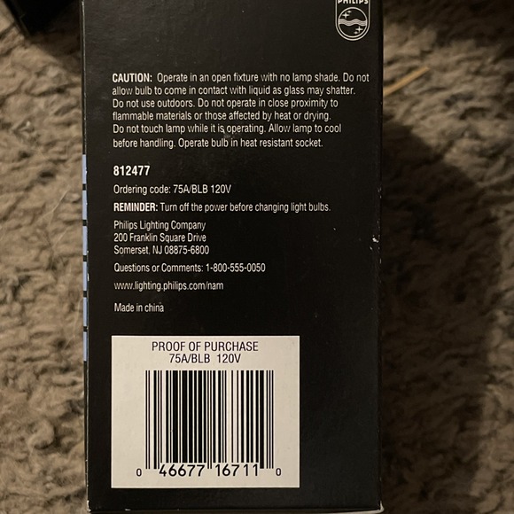 Set Of 4 NEW Philips 75 Watt Blacklight Indoor Light Bulb Black Light New In Box - Picture 2 of 4